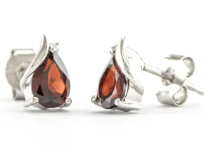 Обици с червен Гранат